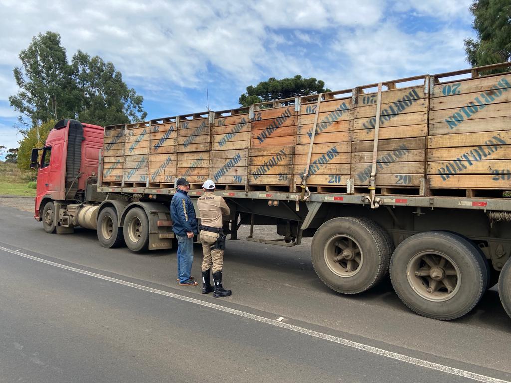 Carreta com sinal de rastreamento bloqueado é recuperada pela PM em Ribeira  do Pombal - Sertão em Pauta